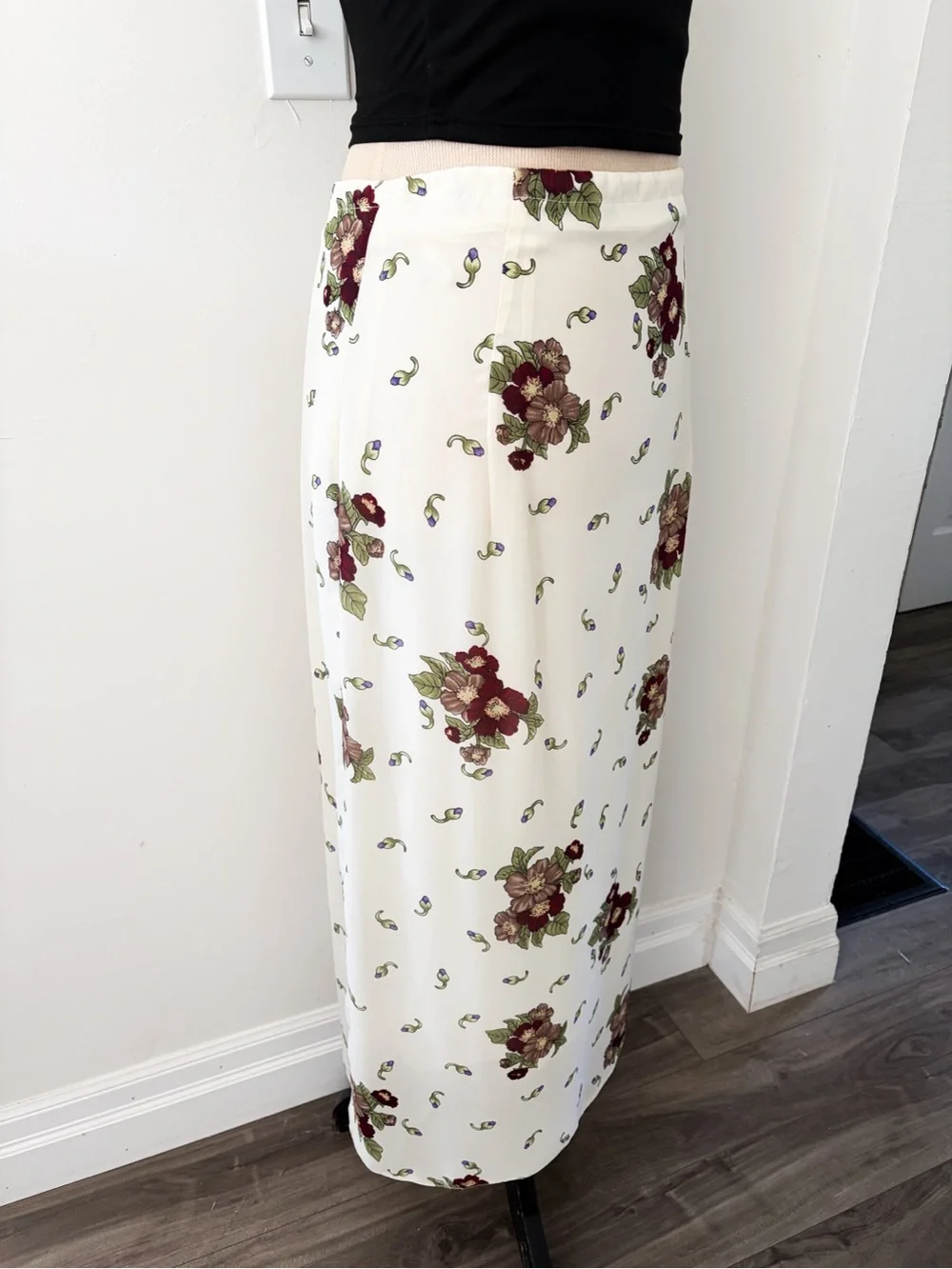 Vintage AGMIR Ivory Floral Maxi Skirt - Handcrafted in Poland - Size M (EU 40) - Picture 8 of 9